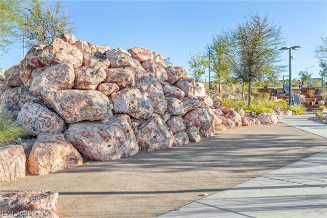 Building Photo - 789 Cottonwood Hl Pl