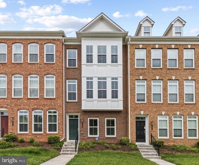 Building Photo - 9653 Pullman Pl