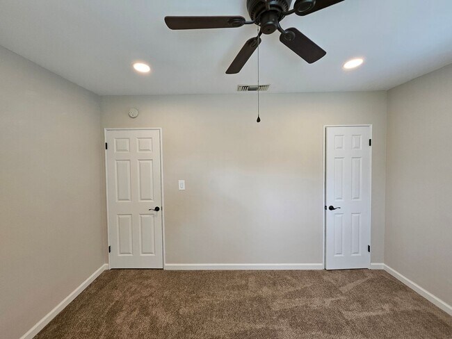 Building Photo - COMING SOON- Charming Single Family Home with Pool in Burbank