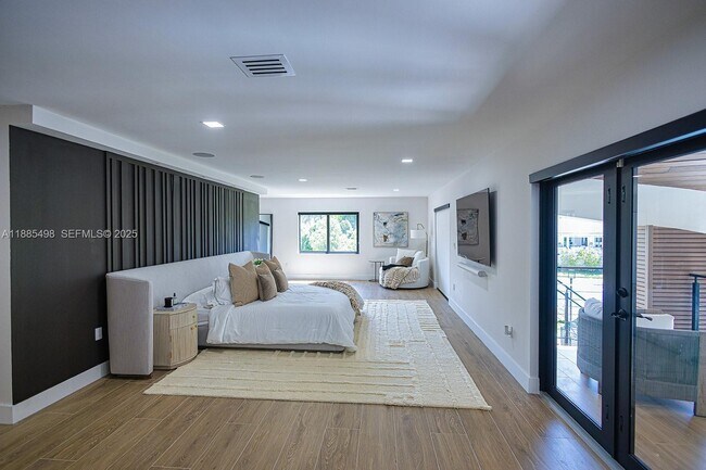 Building Photo - Southwest 89th Place, Miami, FL 33176 - 6 BR 4 BA single-family home
