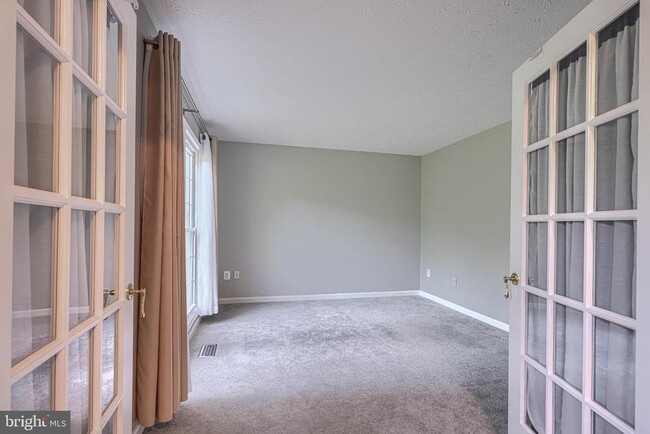 Building Photo - 8301 Whitebark Ct