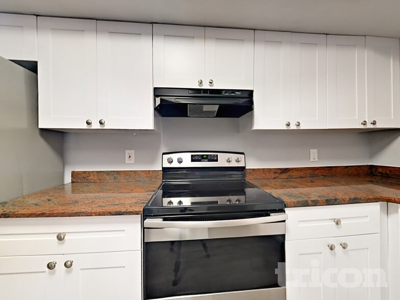 Building Photo - 603 Ephrata Dr