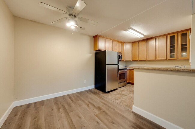 Building Photo - 3715 Tallyho Dr