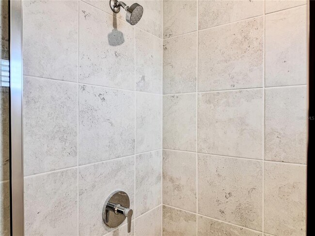 Building Photo - 3753 Isle Royal Place