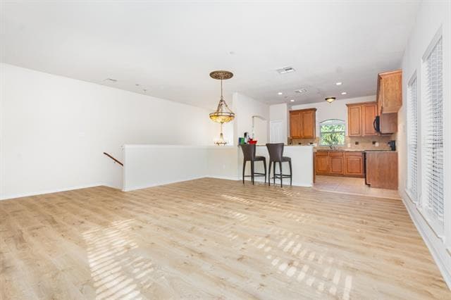 Building Photo - 6895 Pistoia Dr