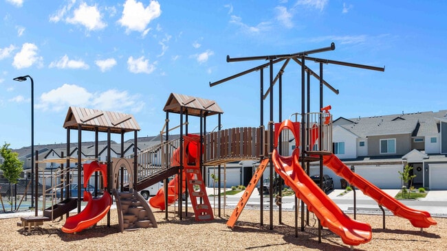 Building Photo - 8715 W Addie Dr