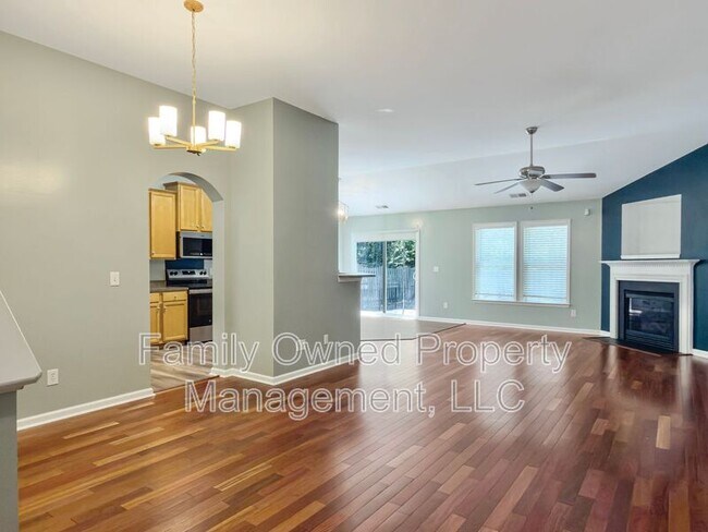 Building Photo - 219 Sweet Alyssum Dr