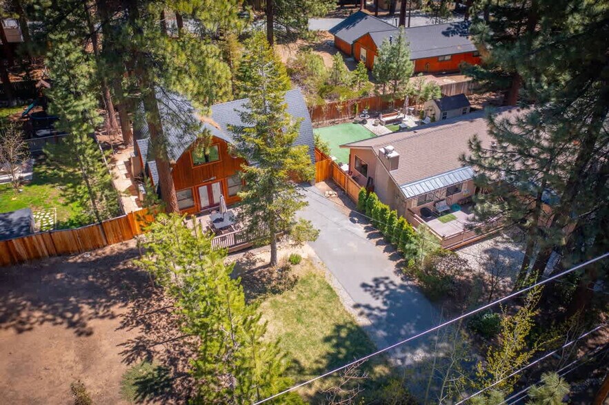 Building Photo - 932 Harold Dr