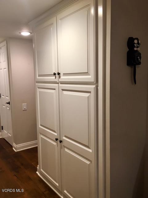 Building Photo - 2995 Dogwood Cir