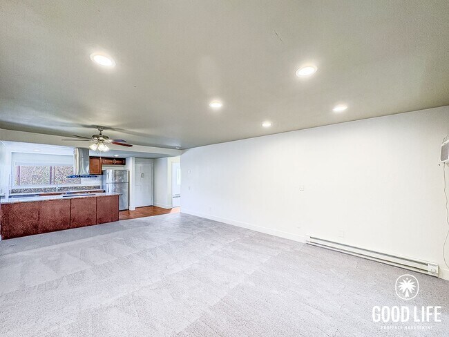 Building Photo - SD: 2BD/1BA Condo in Lake Murray with Community Pool, Private Balcony & Reserved Parking