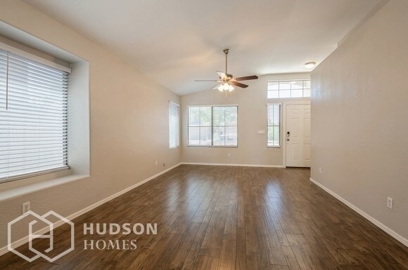 Building Photo - NOW AVAILABLE! - 3718 W Nancy Lane, Phoeni...