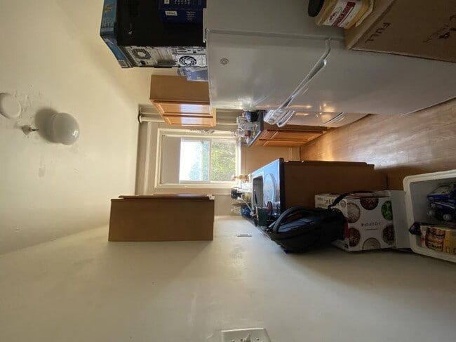Building Photo - bedroom in Boston MA 02215
