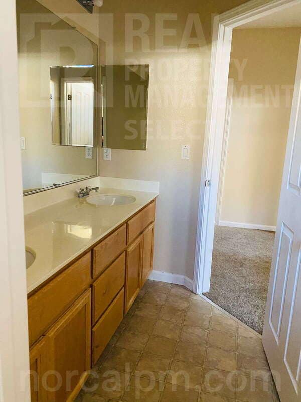 Building Photo - 116 Burgundy Ct