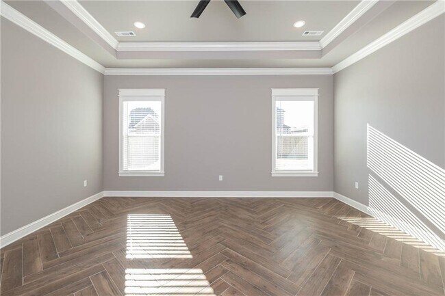 Building Photo - 5653 Poppy Ave