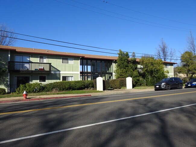 Primary Photo - 2070 Bechelli Ln
