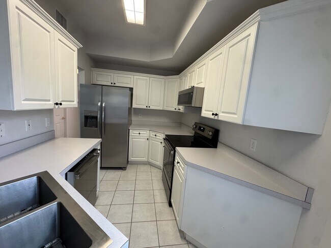 Building Photo - 4950 NW 1st Pl