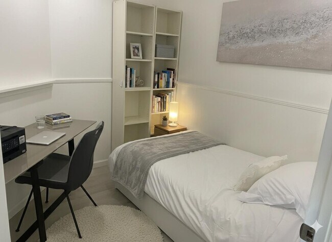 Building Photo - 110 N Federal Hwy