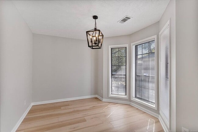 Building Photo - Spacious 3BR/2BA Home In Montgomery, AL