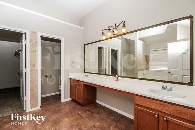 Building Photo - 132 Ashtonbrook Dr
