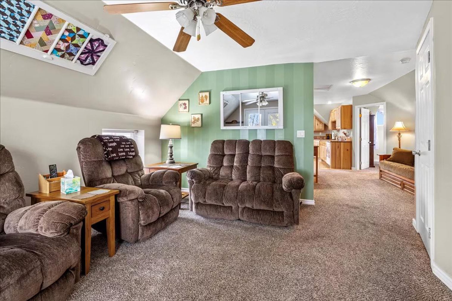 Building Photo - 203 6th Ave S