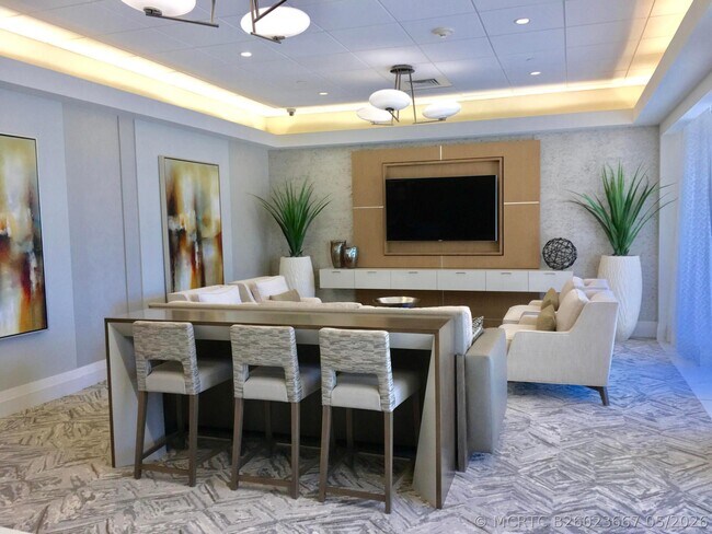 Building Photo - 4748 S Ocean Blvd