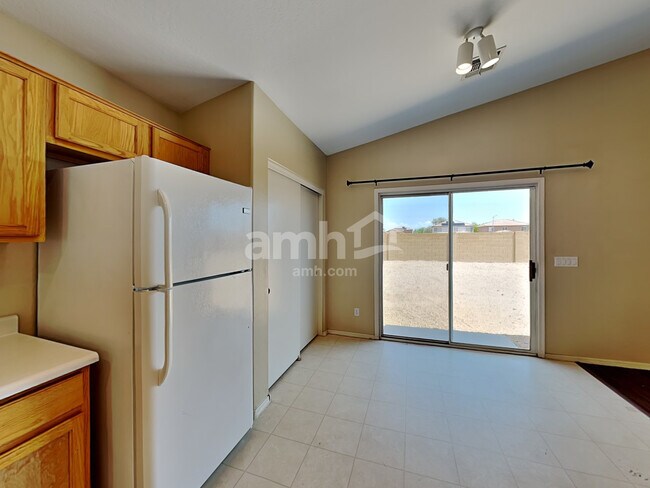 Building Photo - 12724 W Flores Dr