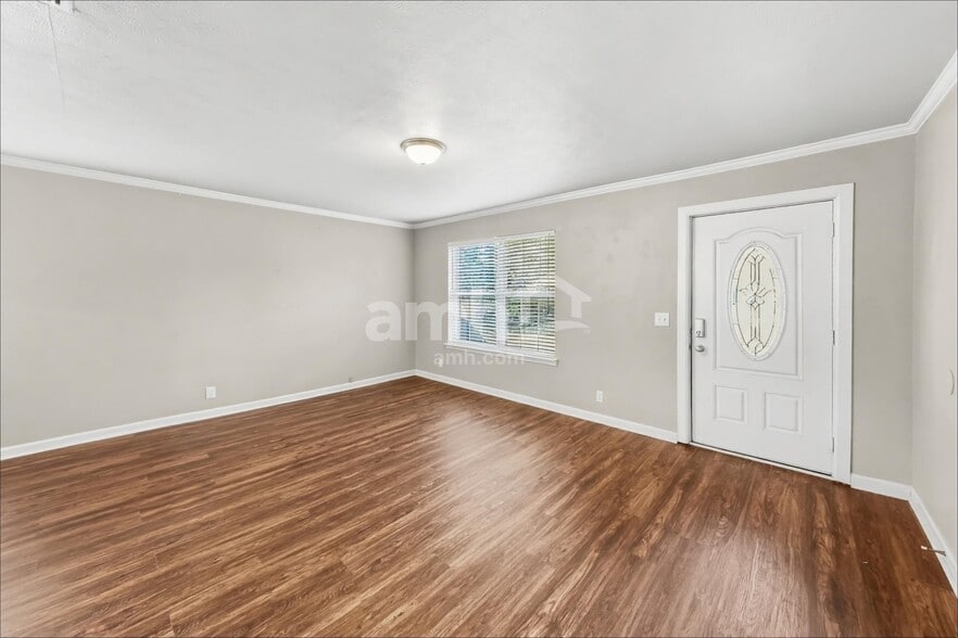 Building Photo - 4489 Lavergne Couchville Pike
