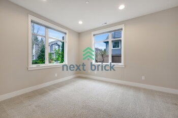 Building Photo - 5 BED & 4.5 BATH FOR RENT