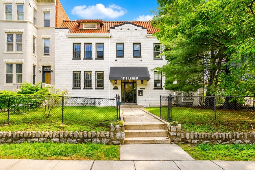 Building Photo - 1111 Lamont St NW