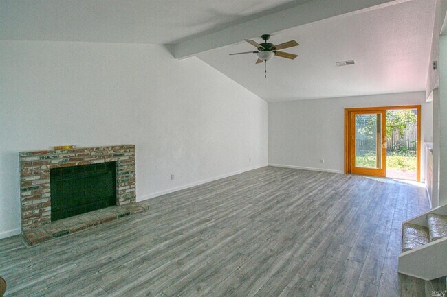 Building Photo - 1189 Hailey Ct