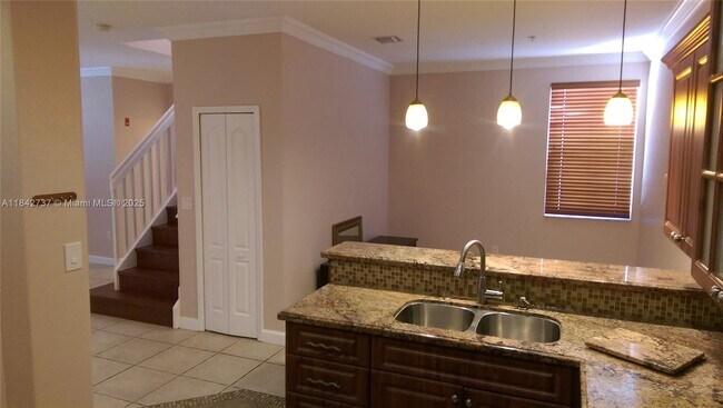 Building Photo - 4321 SW 160th Ave
