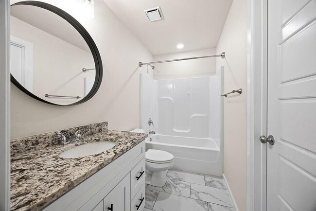 Building Photo - 1721 W Whitney Ln