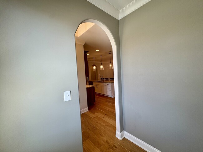 Building Photo - 126 Pocola Way