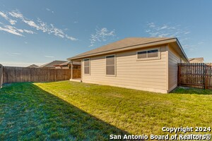 Building Photo - 422 Sabine River