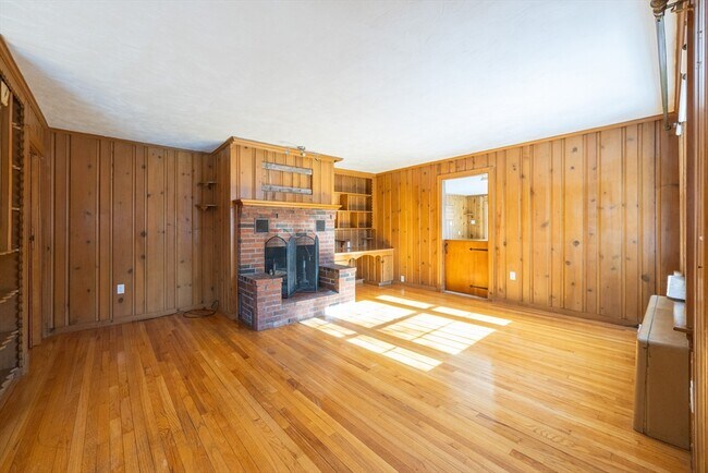 Building Photo - 22 Exchange St