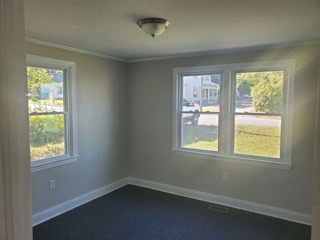 Building Photo - Newly remodeled home in Anderson SC