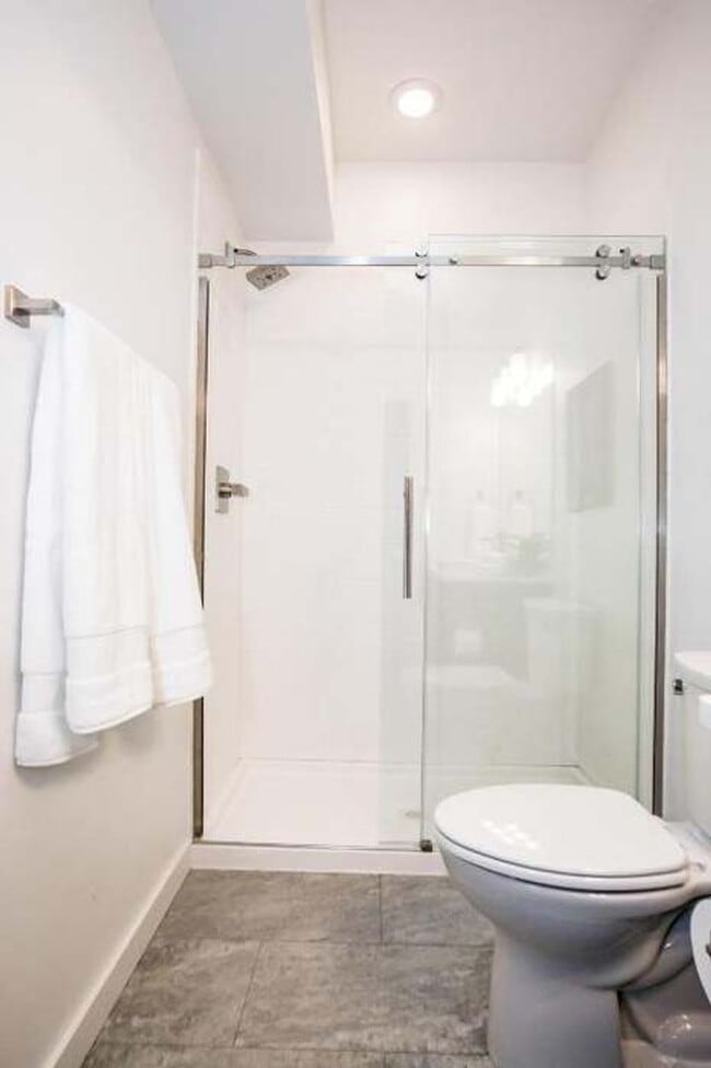 Building Photo - Whitefish Townhome w/ Clubhouse amenities