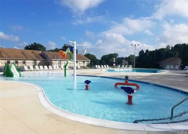 Building Photo - 11 Laramie Ct