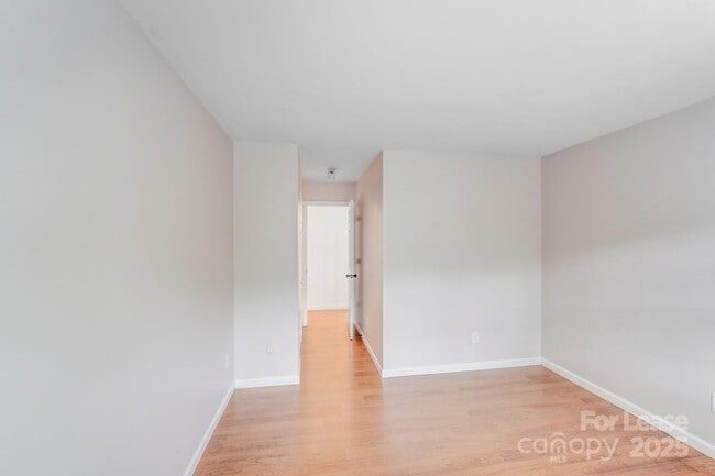 Building Photo - 5670 Prescott Ct