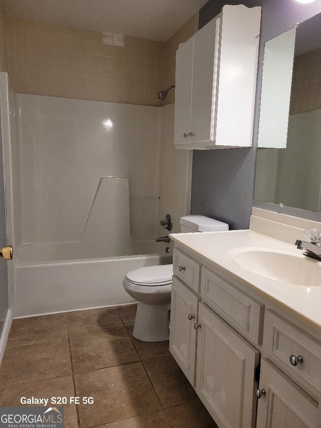 Building Photo - 108 Huntington Dr