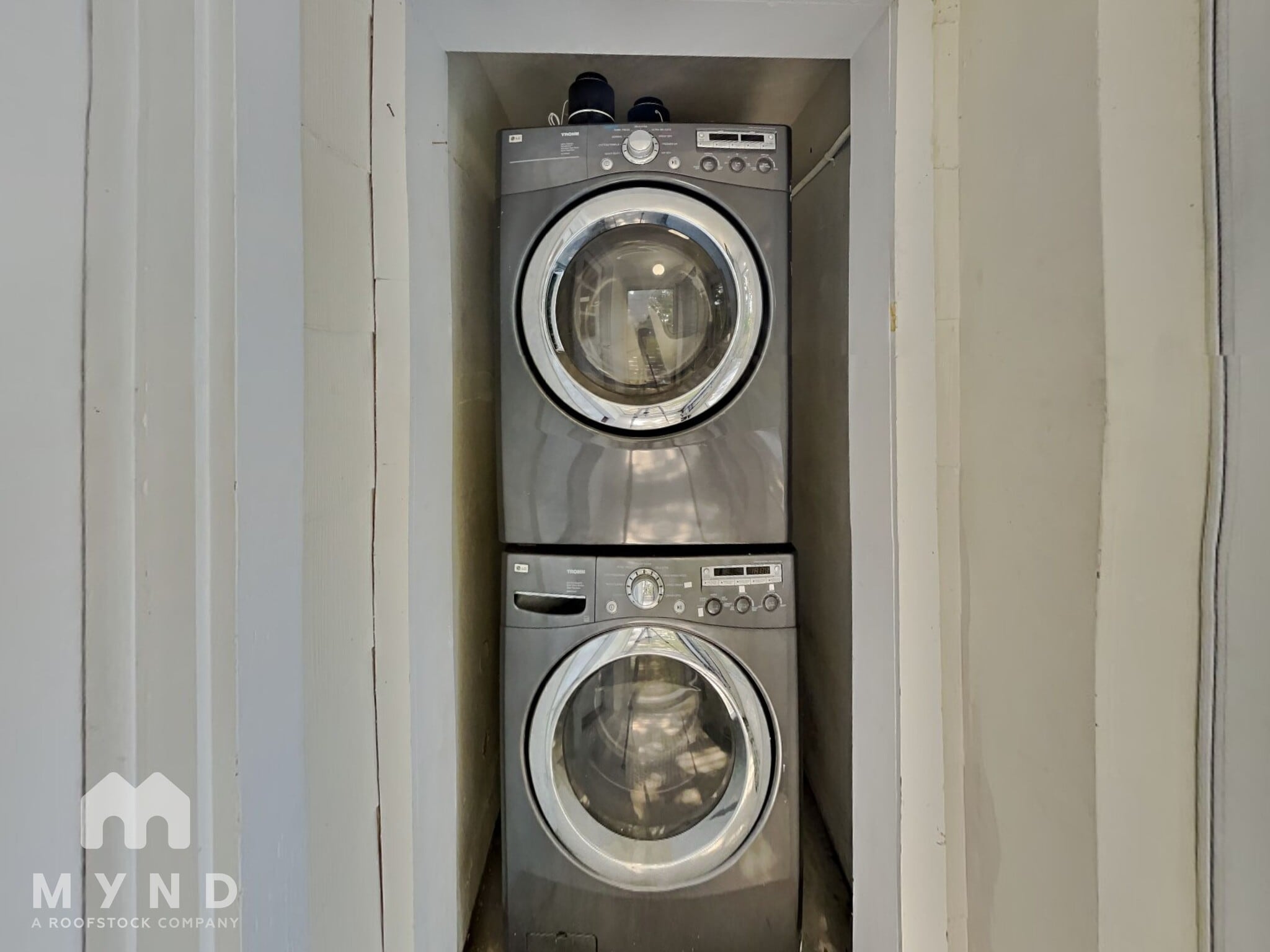 Building Photo - 3301 Yale St N