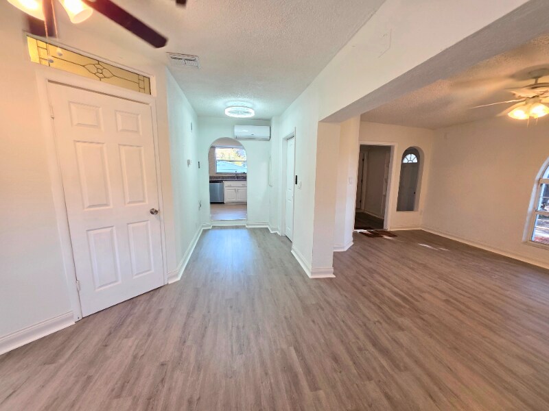 Building Photo - 12991 114th Ave N