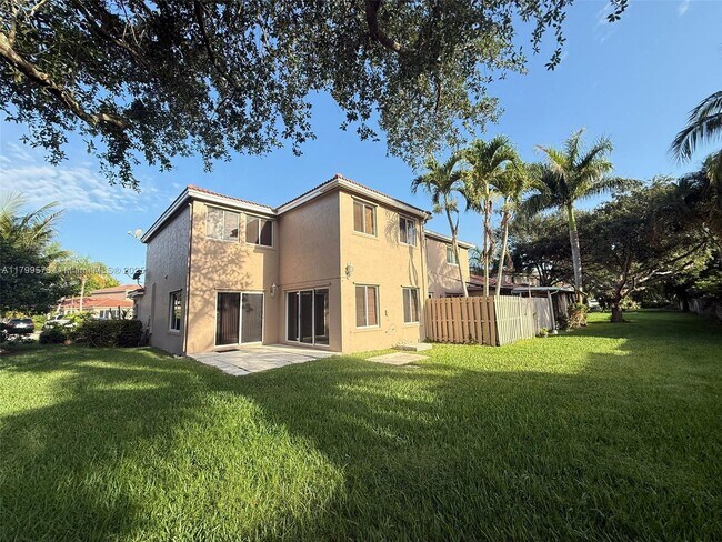 Building Photo - 1696 SW 109th Terrace