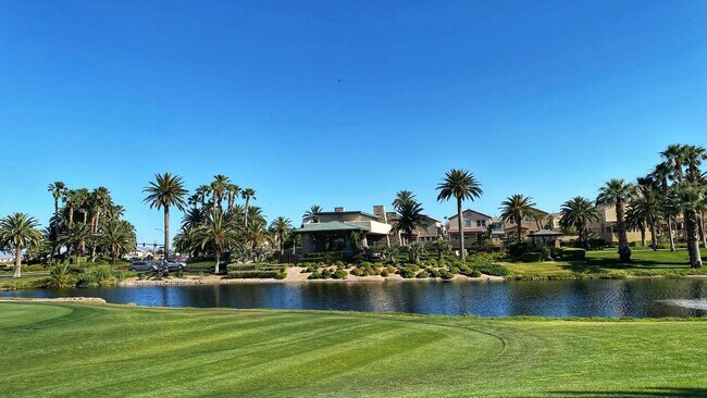 Building Photo - GORGEOUS 2 STORY HOME WITH A GRAND ENTRY &...