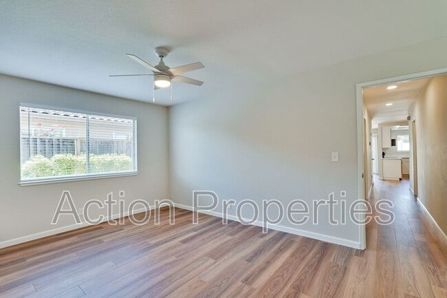 Building Photo - 1662 Merriton Ct