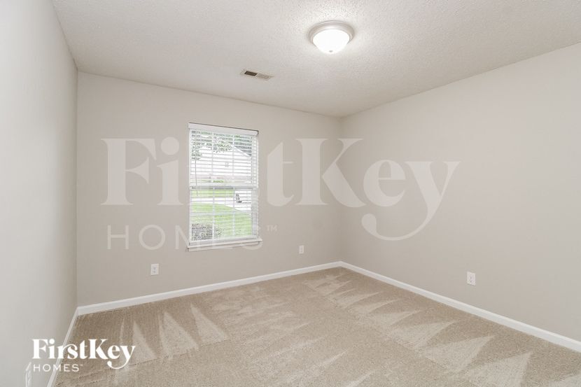 Building Photo - 5200 Orchard Ridge Ln