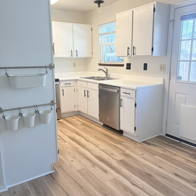 Building Photo - 2740 Nightstar Ct