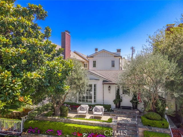 Building Photo - 426 Dahlia Ave