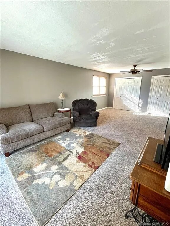 Building Photo - 1611 Twin Circle Dr