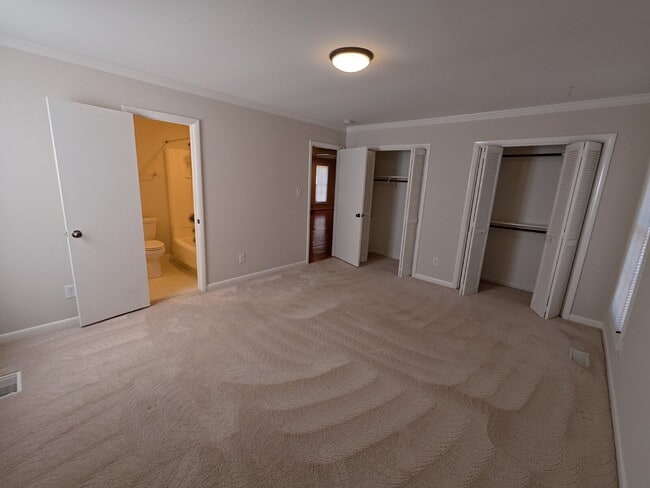 Building Photo - Terrific Rancher with Vaulted Ceiling in Meredith Woods.